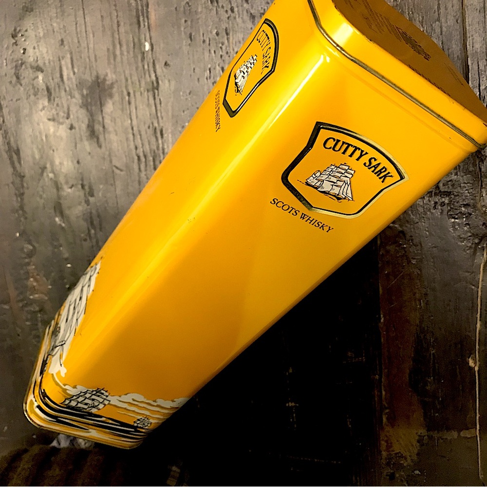 Collectible Whisky Tin